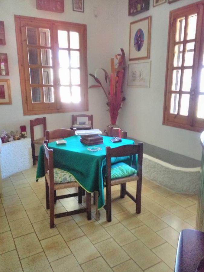 Villa Adelina サッロク エクステリア 写真